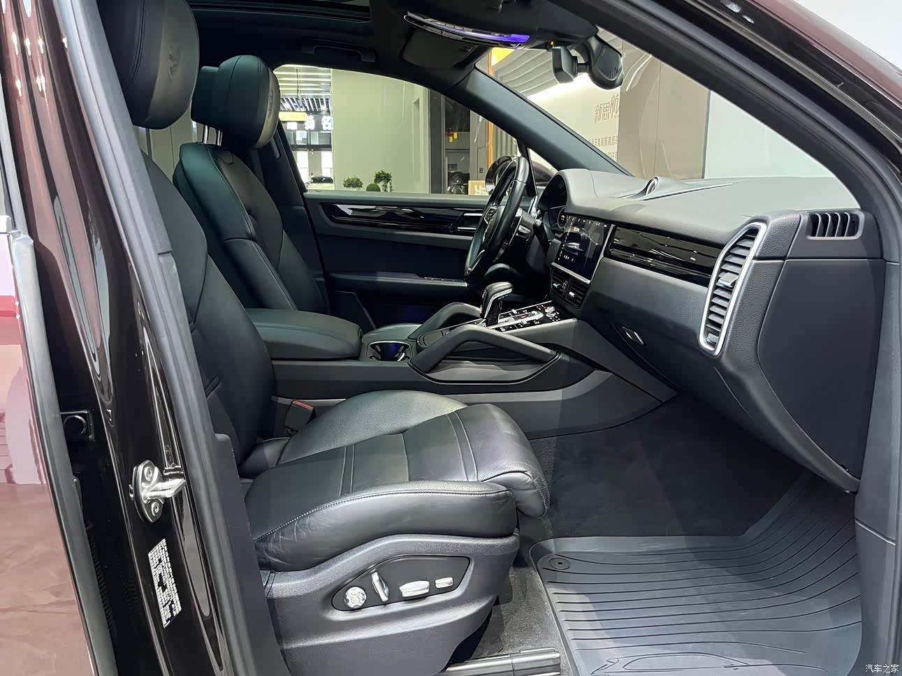 Porsche Cayenne, 2018 12
