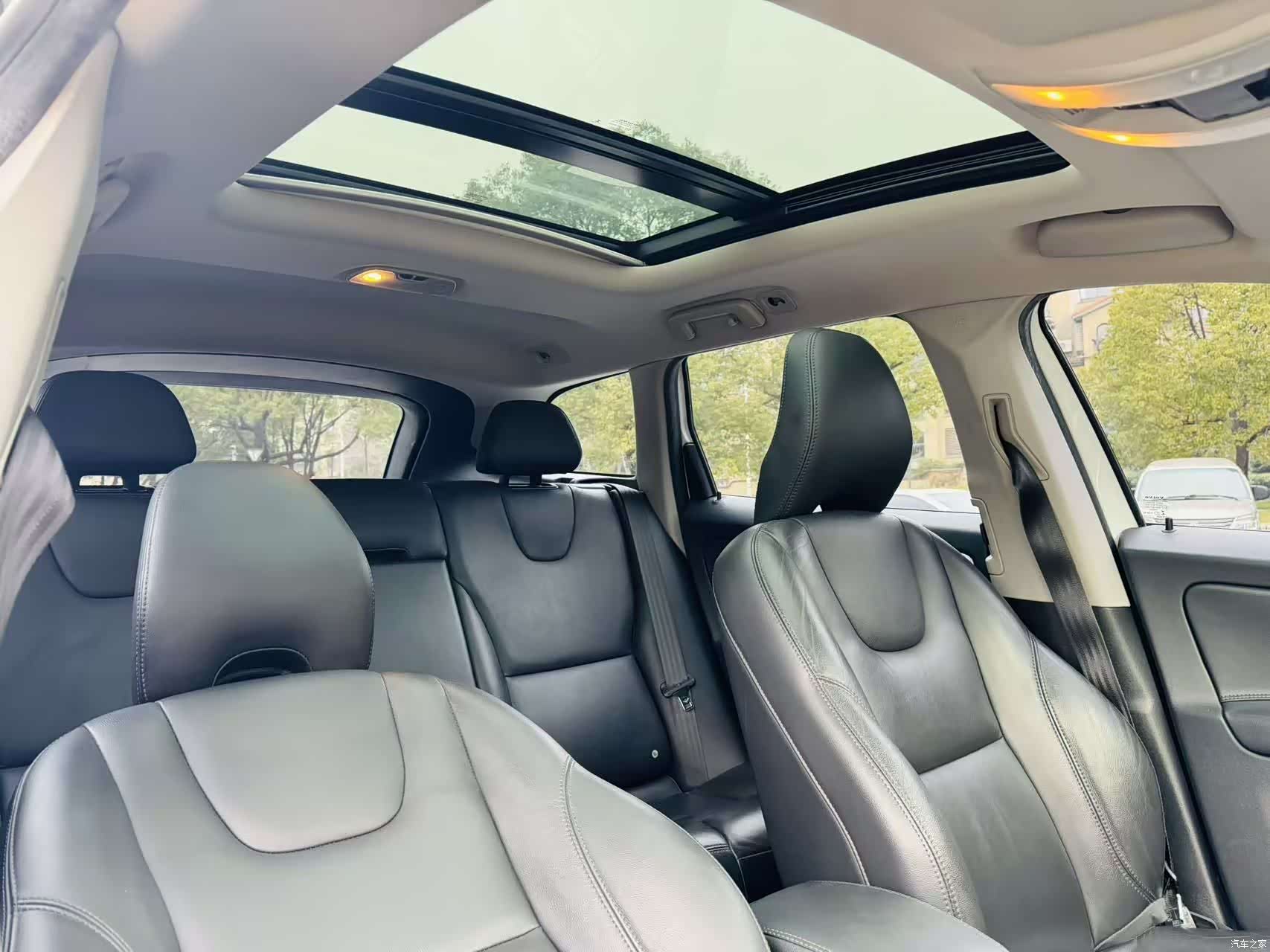 Volvo XC60, 2014 12