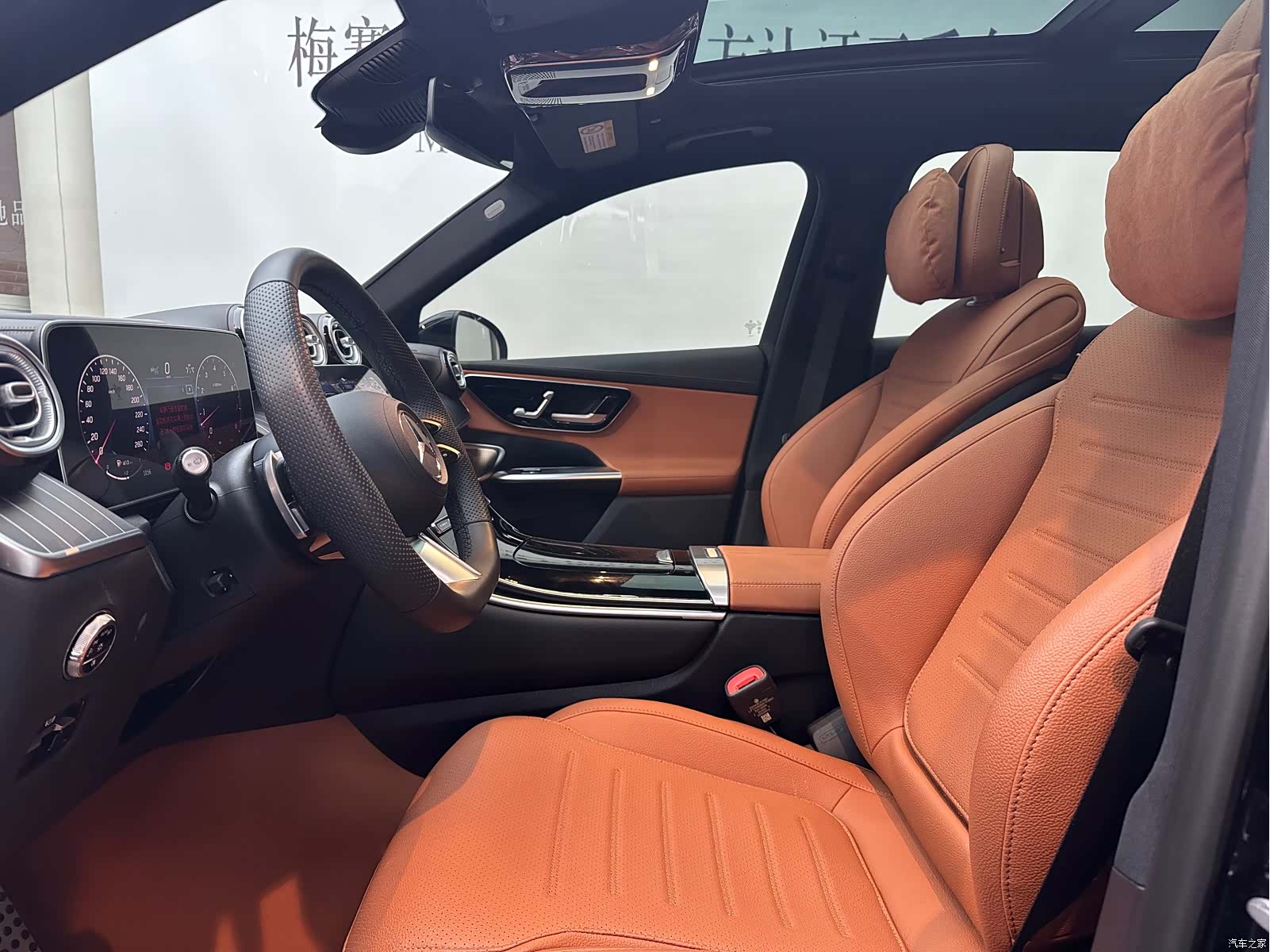Mercedes-Benz GLC, 2024 15