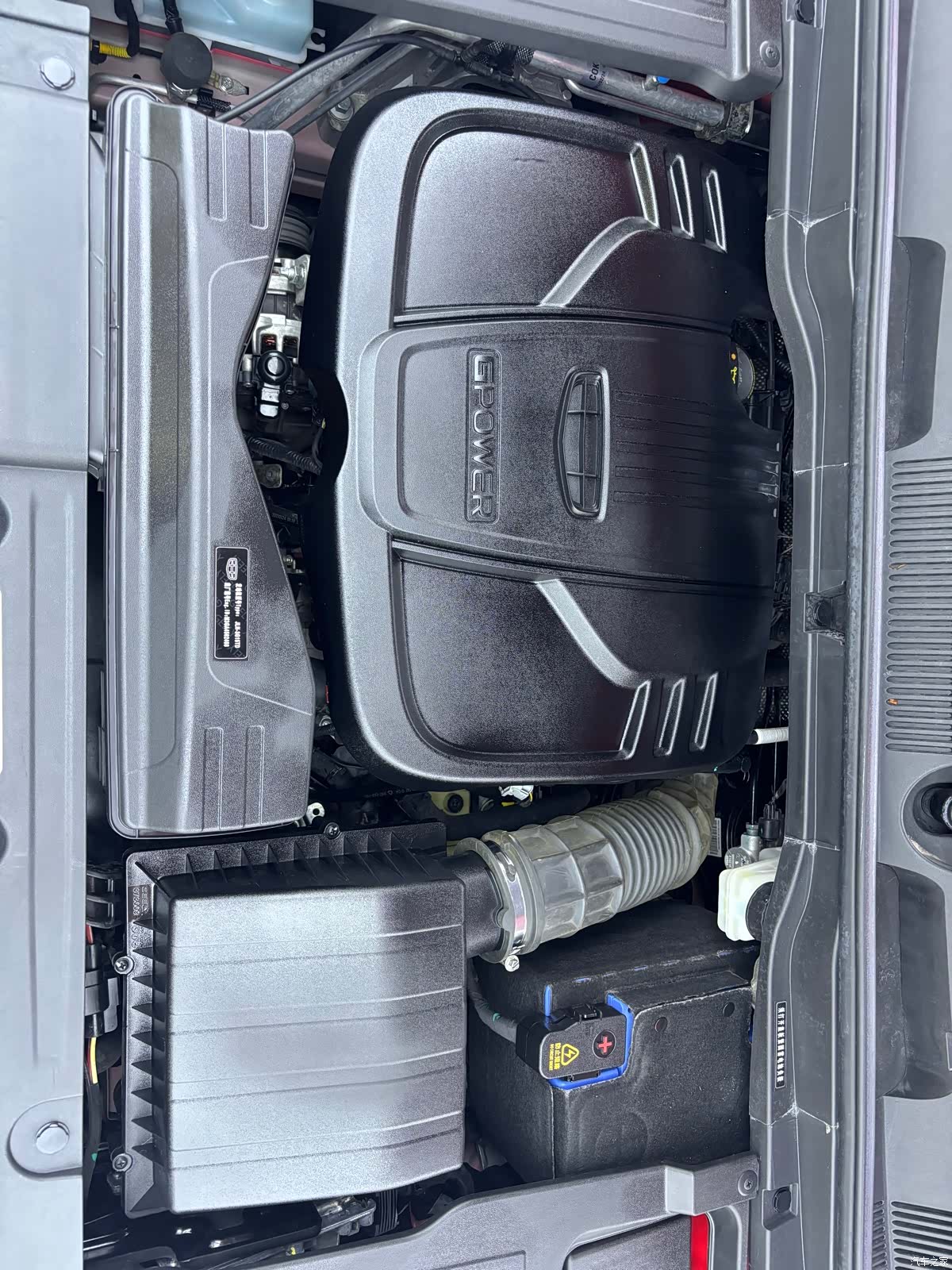 Geely Coolray, 2021 25