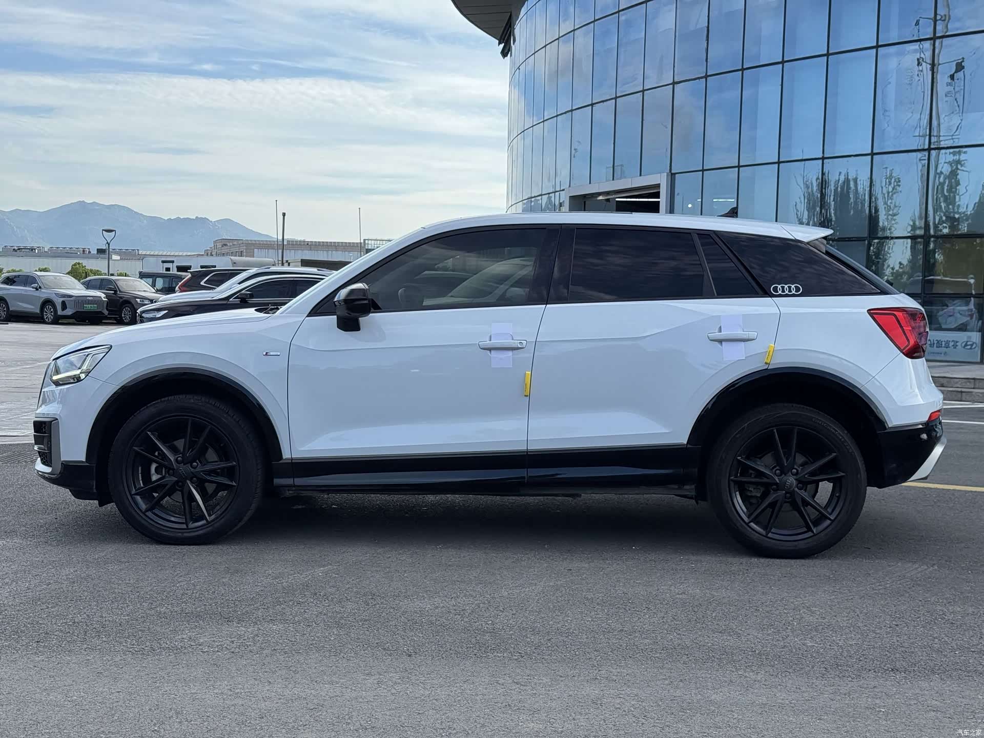 Audi Q2L, 2021 27