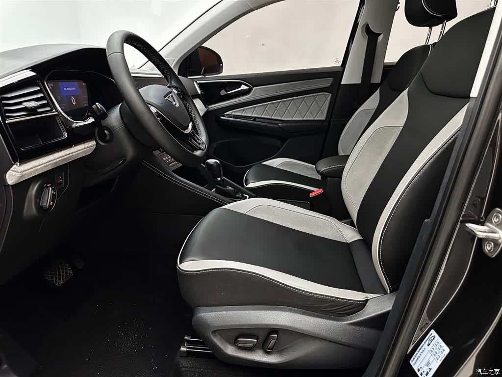 Volkswagen VS7, 2023 11