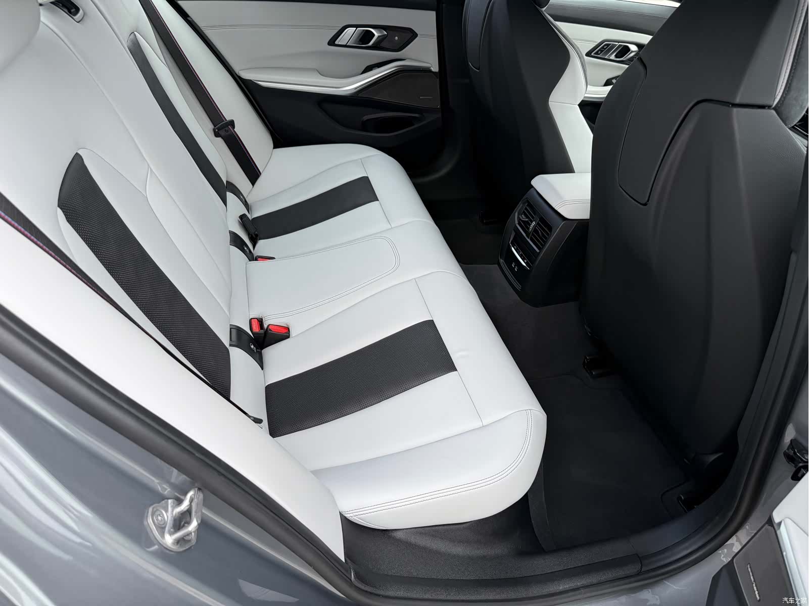 BMW M3, 2025 18