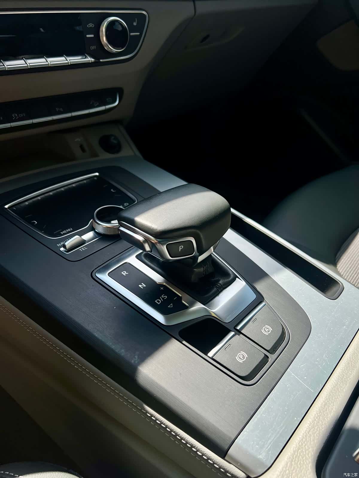 Audi Q5L, 2019 7