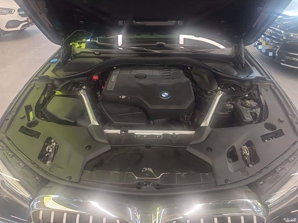 BMW 5 Series, 2023 16