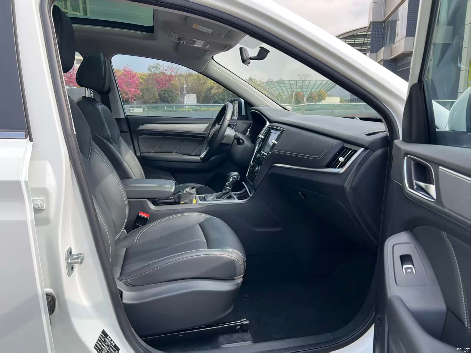 Roewe RX5, 2018 10
