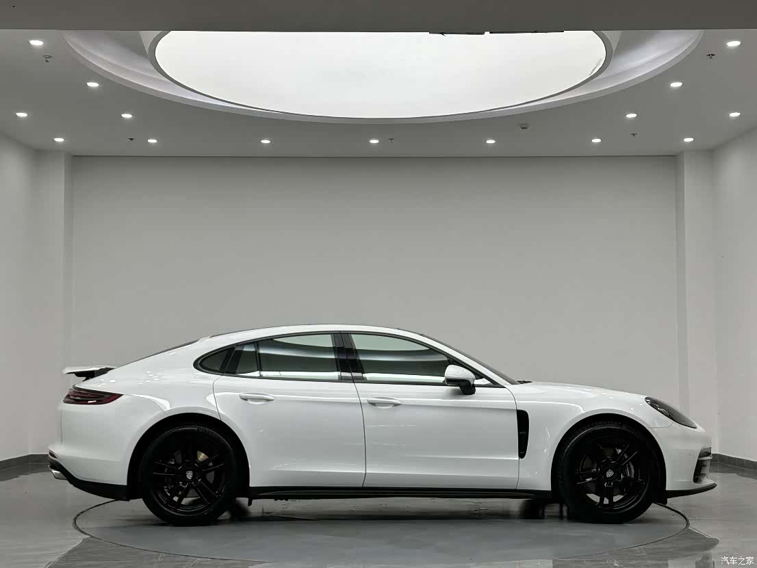 Porsche Panamera, 2019 4
