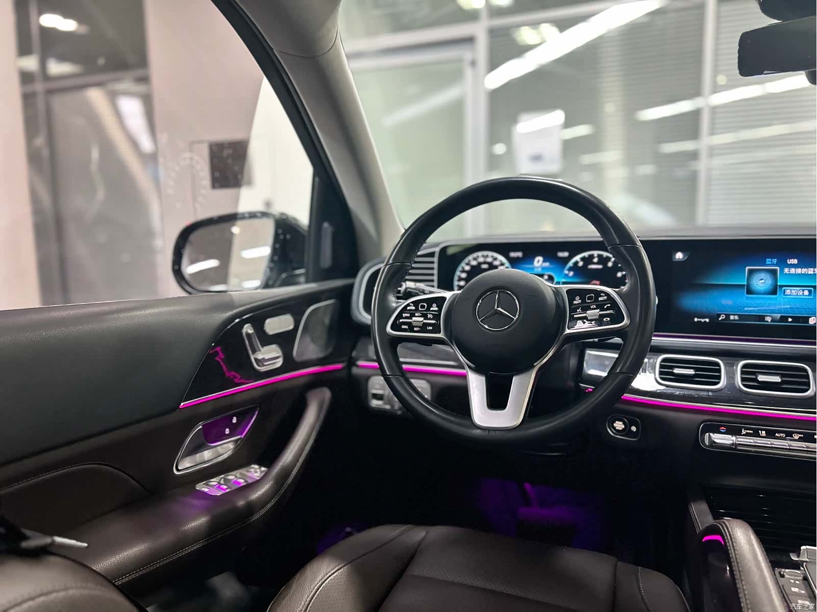 Mercedes-Benz GLE, 2022 16