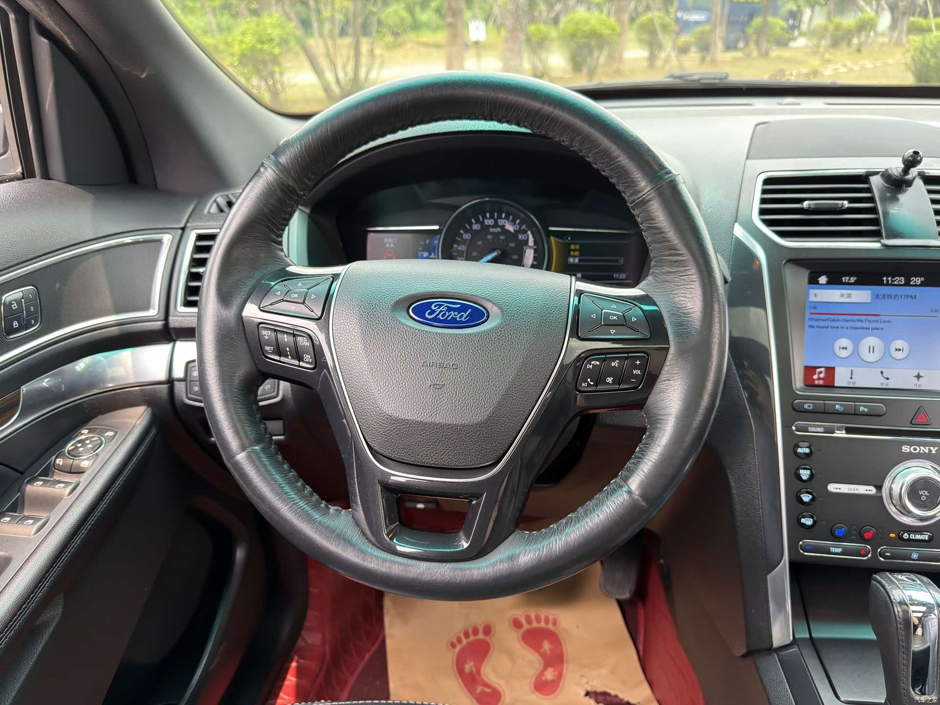 Ford Explorer, 2017 4