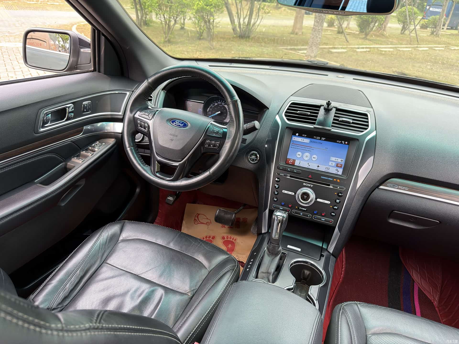 Ford Explorer, 2017 9
