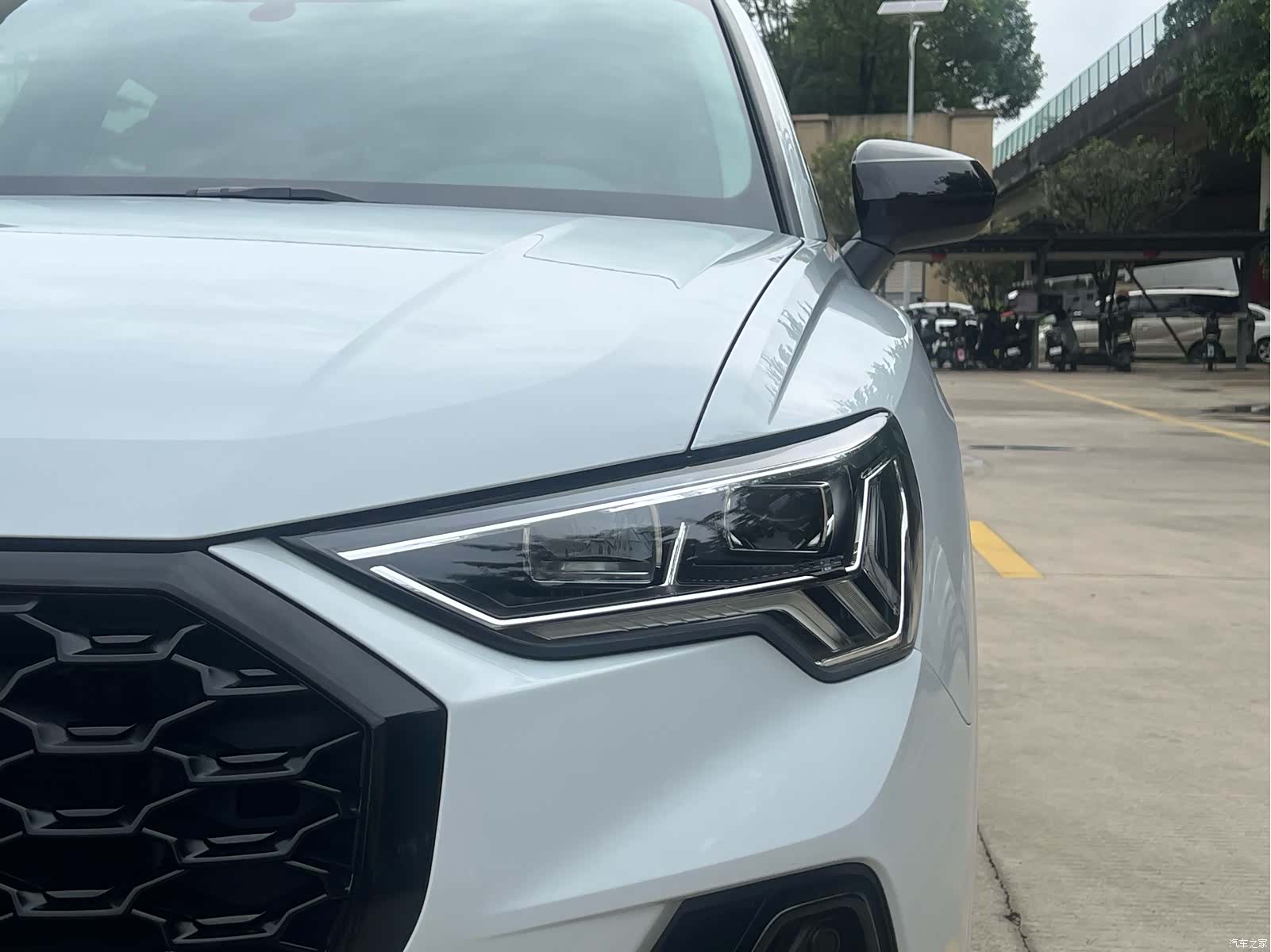Audi Q3, 2023 16