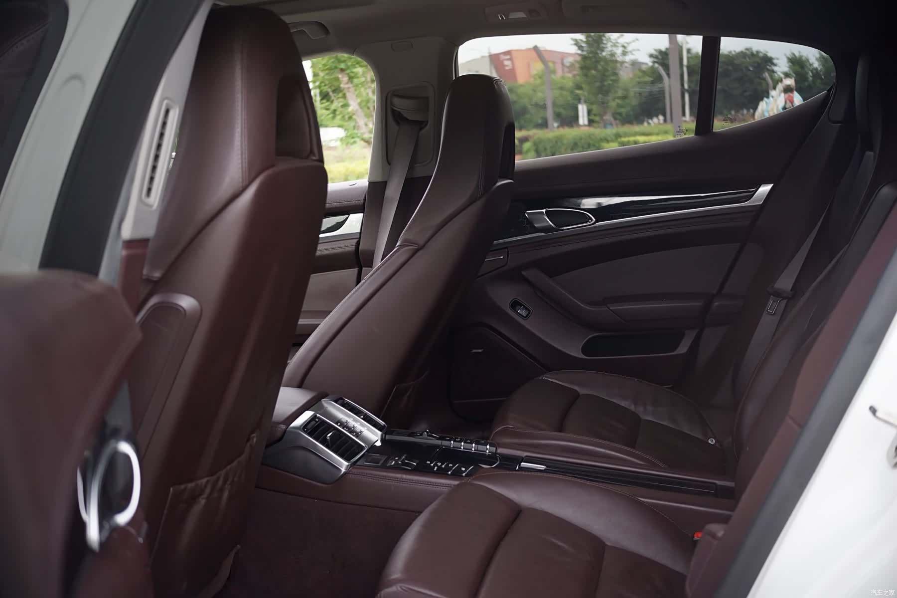 Porsche Panamera, 2011 7