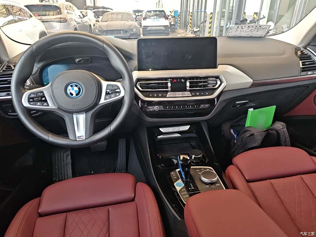 BMW iX3, 2021 10
