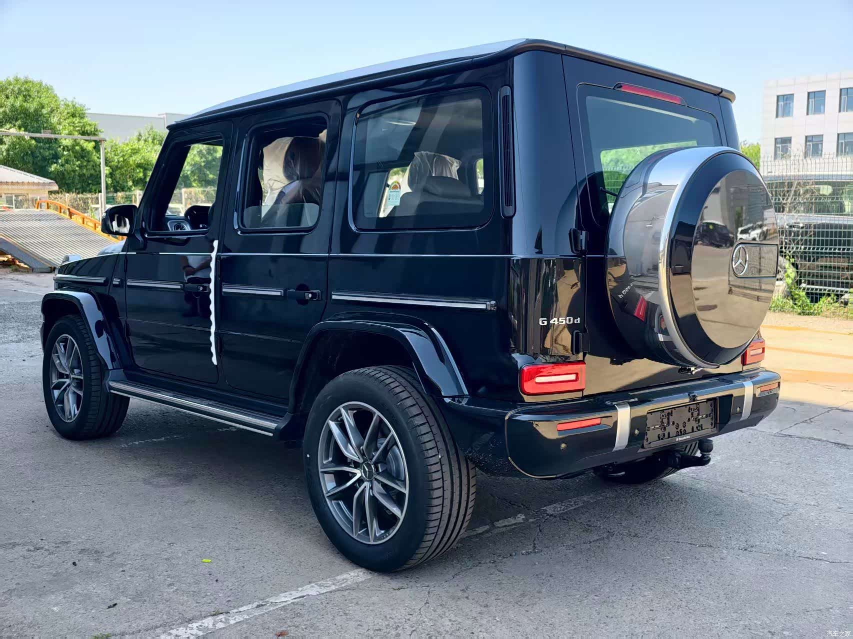 Mercedes-Benz G-Class, 2026 4