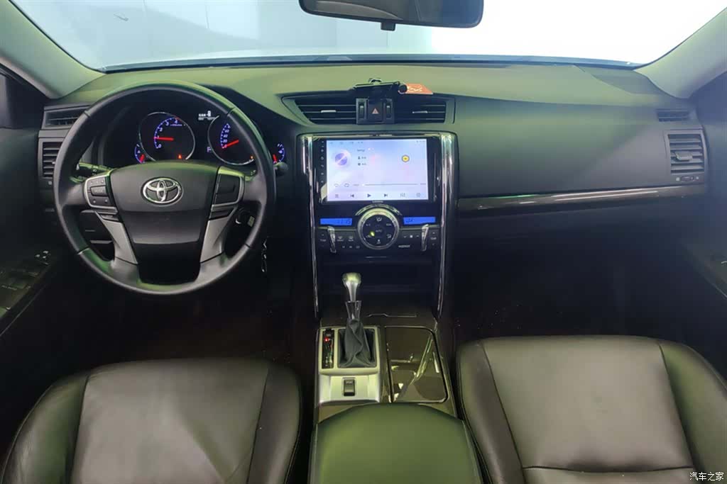 Toyota 2.5V, 2017 12