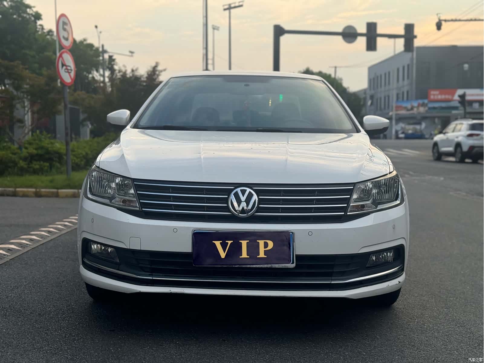 Volkswagen Lavida, 2016 2
