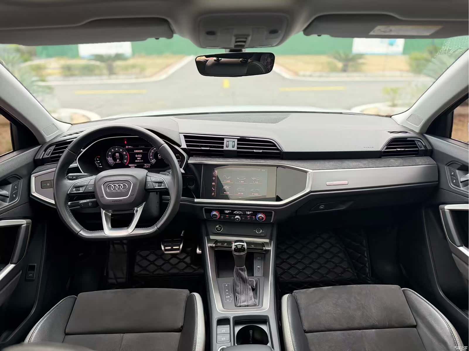Audi Q3, 2021 все фото