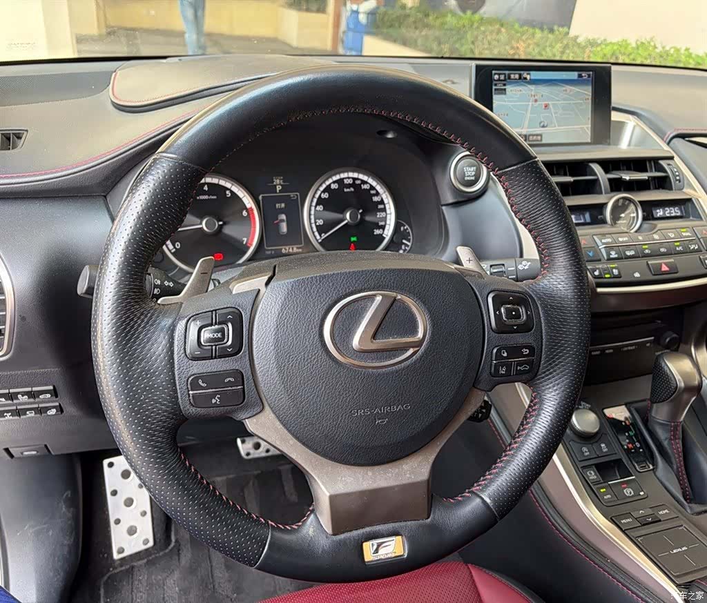 Lexus NX, 2015 7
