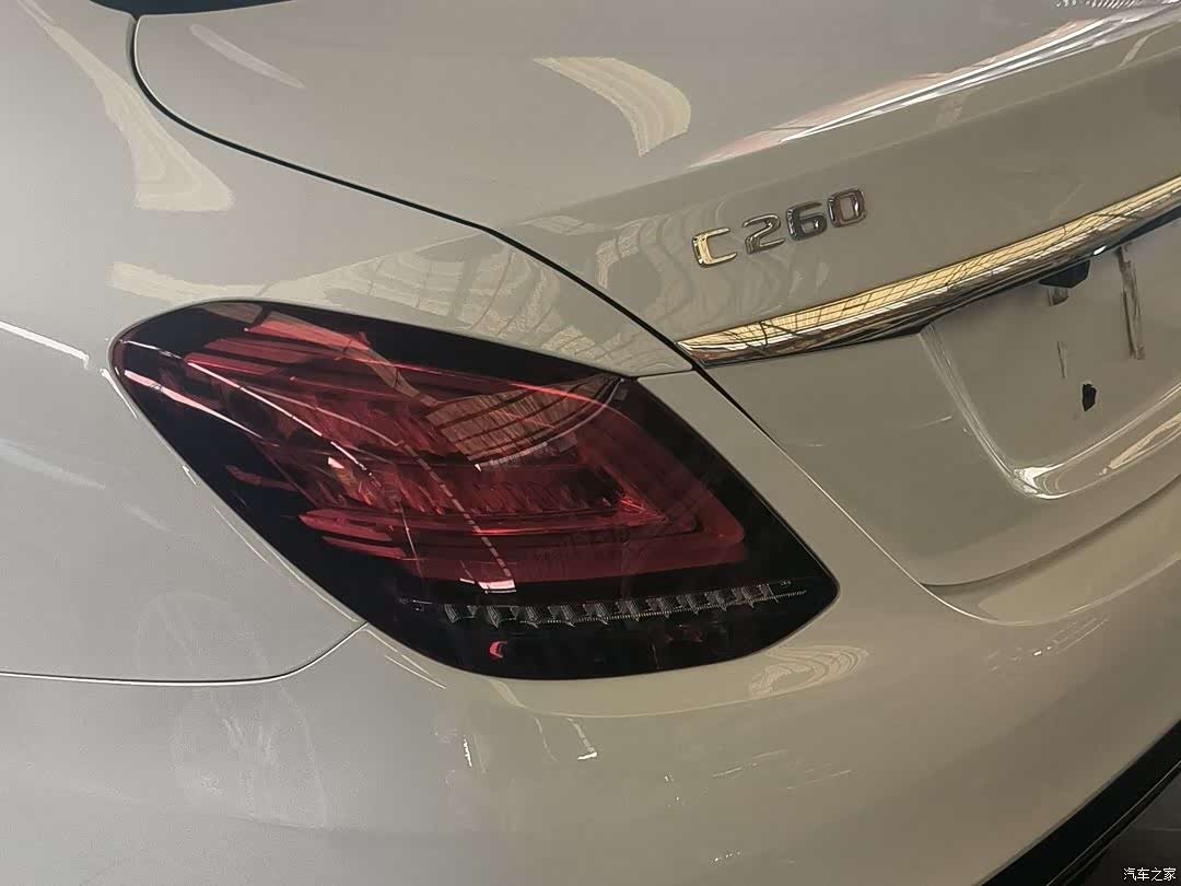 Mercedes-Benz C-Class, 2019 13