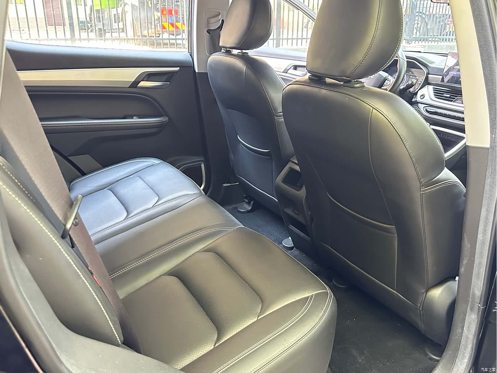 Geely X6, 2019 14
