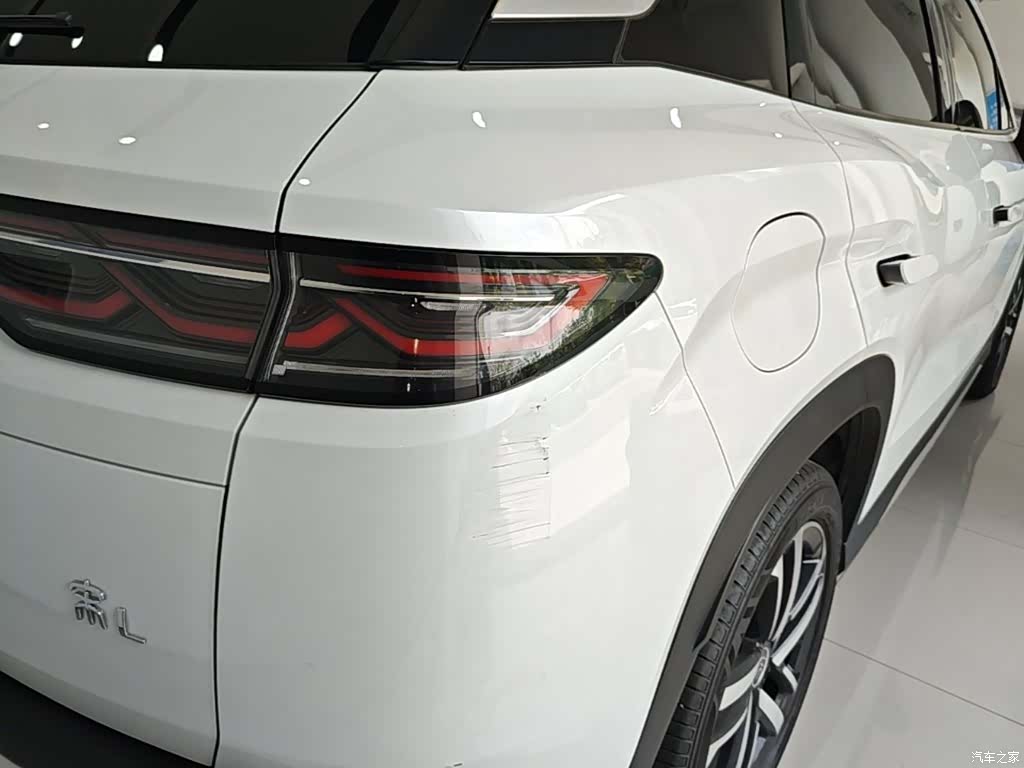 BYD Song, 2024 8