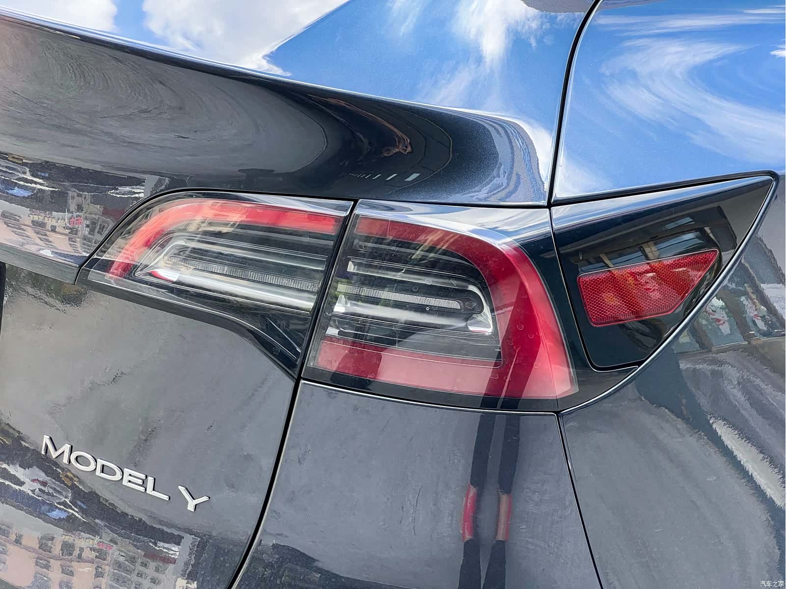 Tesla Model Y, 2024 11