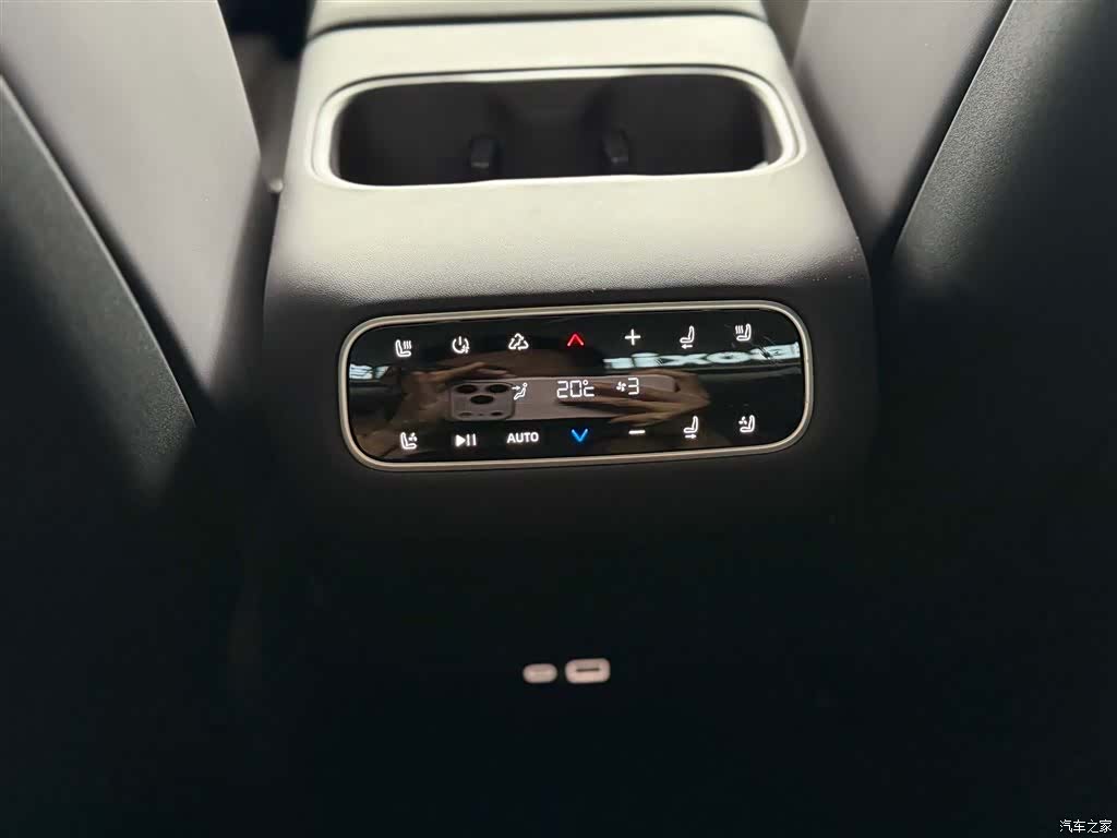 Leapmotor C16, 2025 27