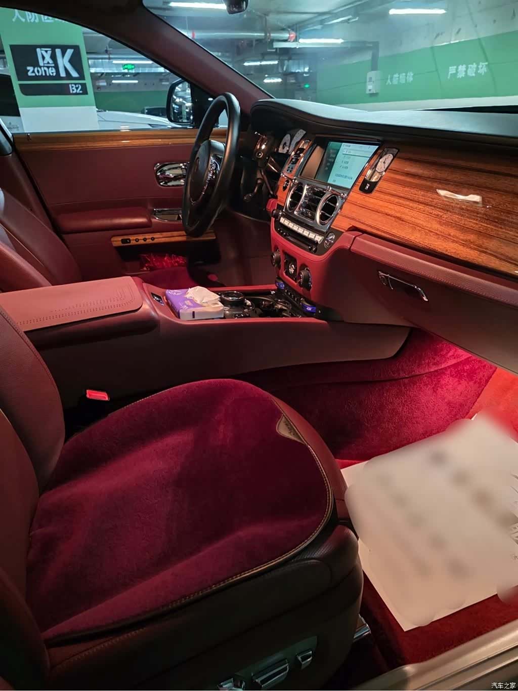 Rolls-Royce Ghost, 2016 14