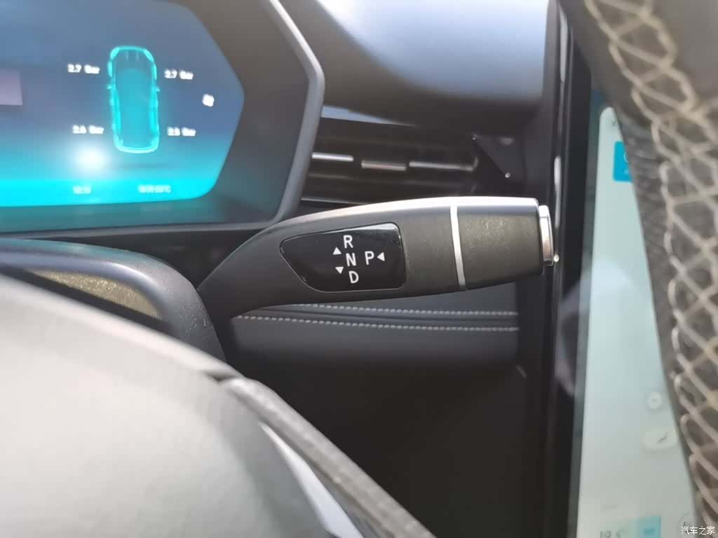 Xpeng G3, 2020 14