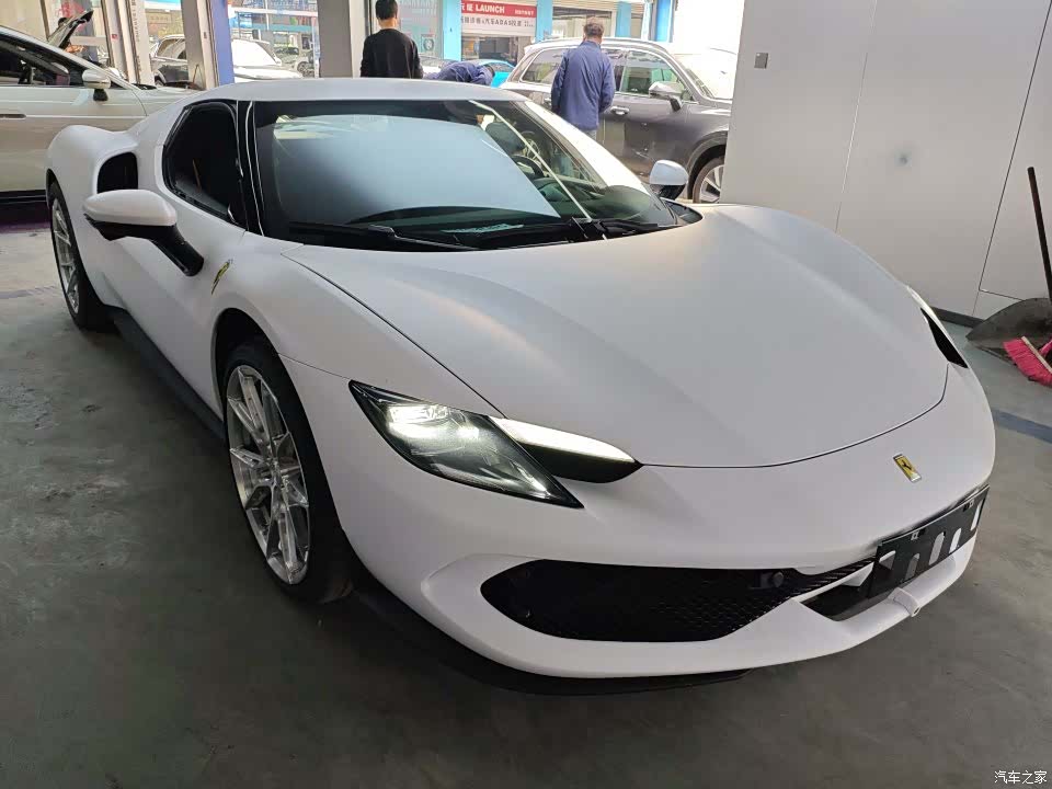 Ferrari 296, 2023 3