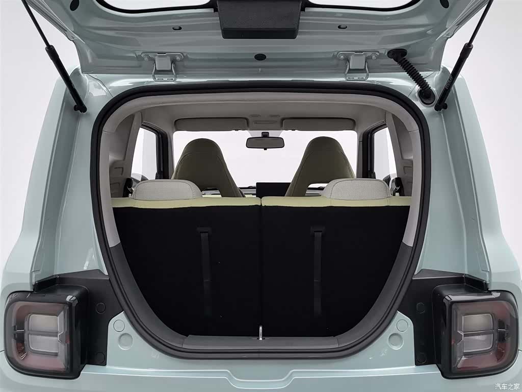 Geely Panda, 2024 16