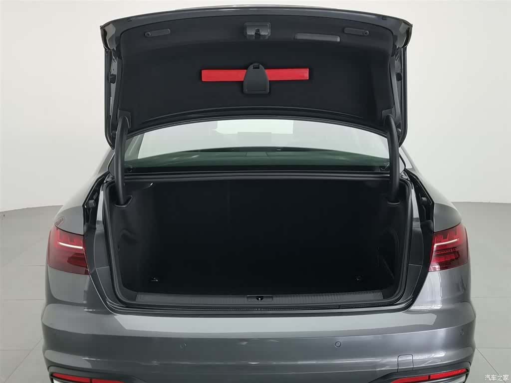 Audi A4L, 2020 16