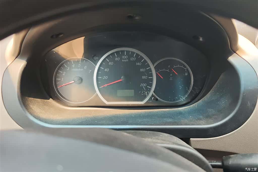 Wuling Hongguang, 2013 14