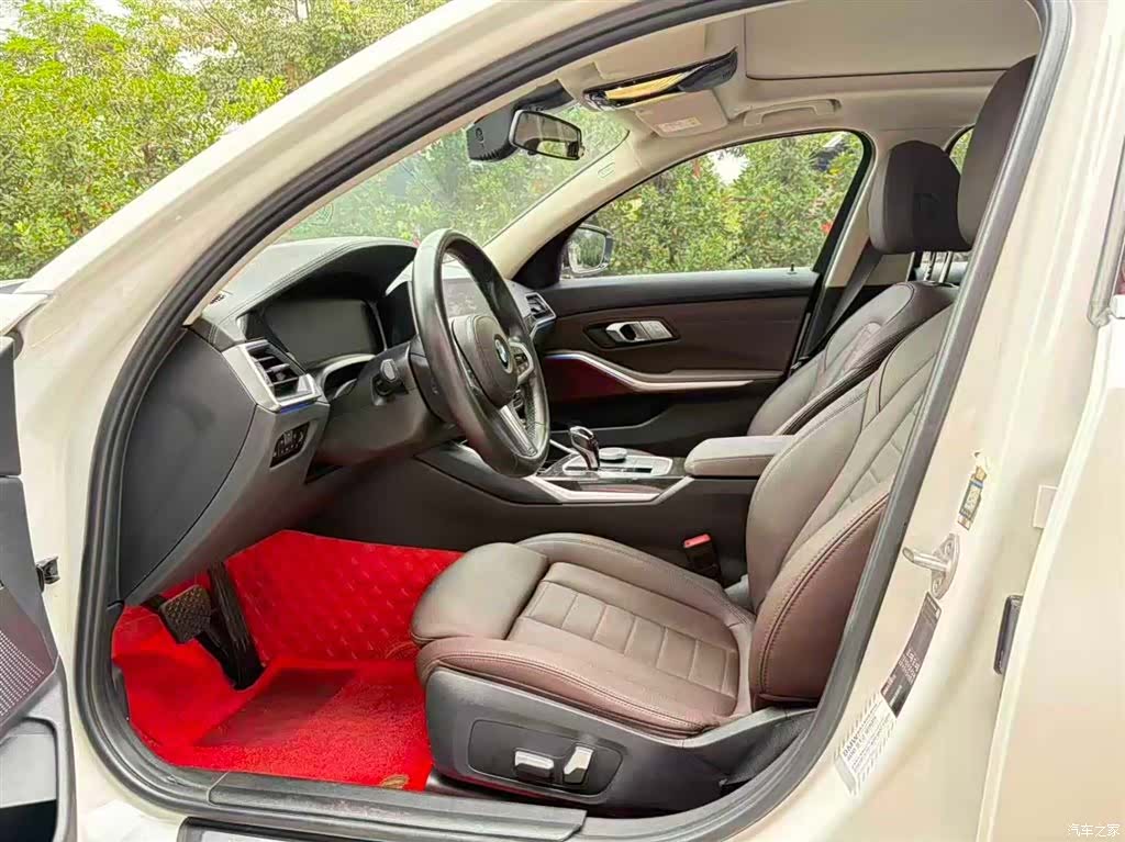 BMW 3 Series, 2020 все фото