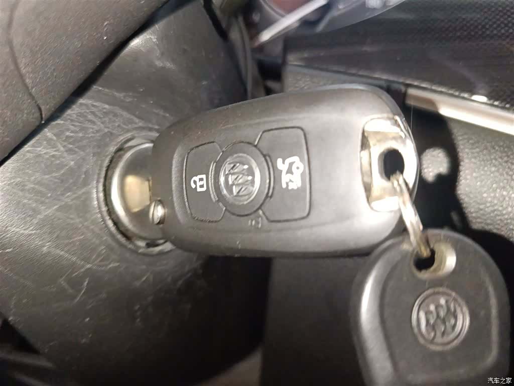 Buick Verano, 2020 9