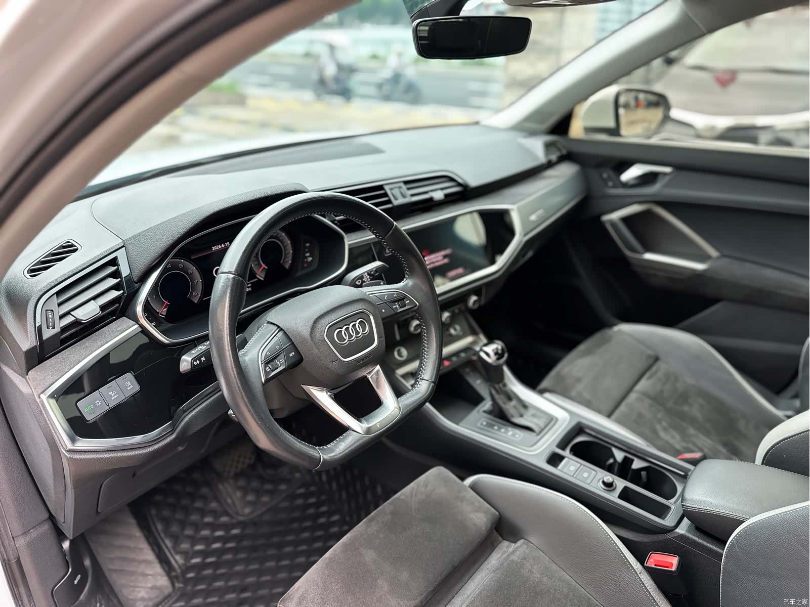 Audi Q3, 2022 8