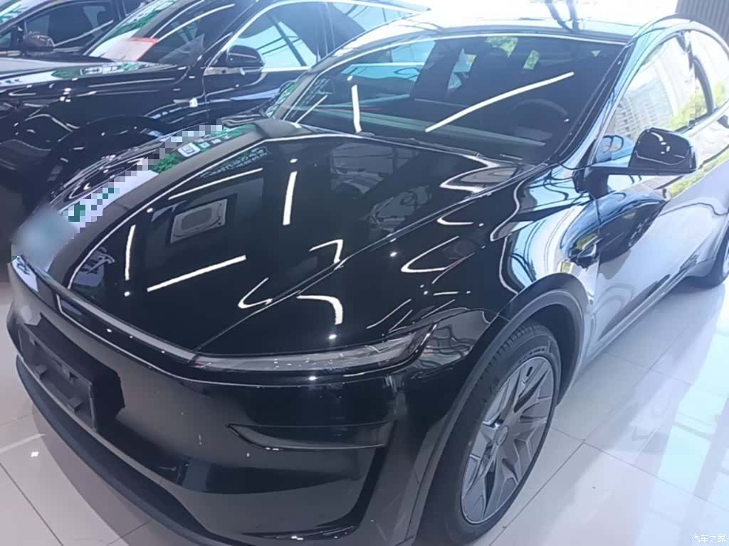 Tesla Model Y, 2026 1