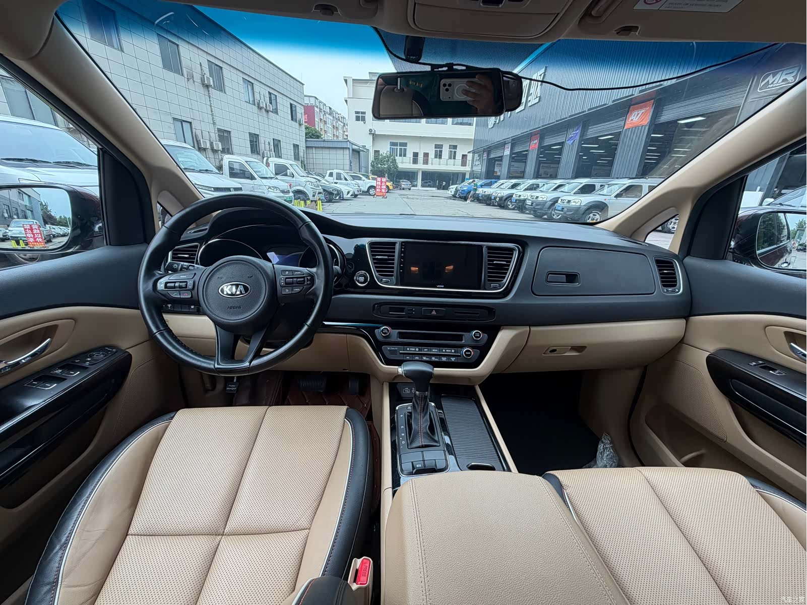Kia Carnival, 2017 9