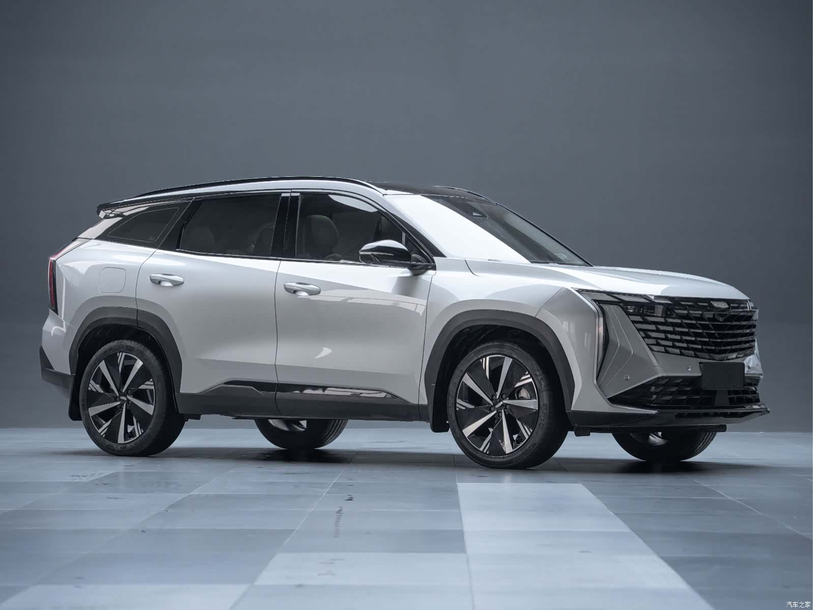 Geely Boyue, 2022 11