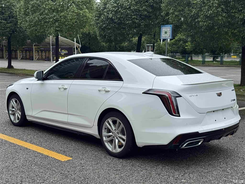 Cadillac CT4, 2021 13