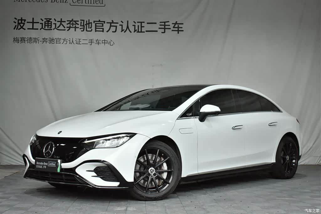 Mercedes-Benz EQE, 2023 1