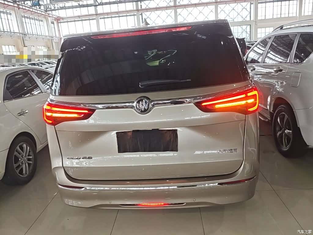 Buick GL8, 2023 4