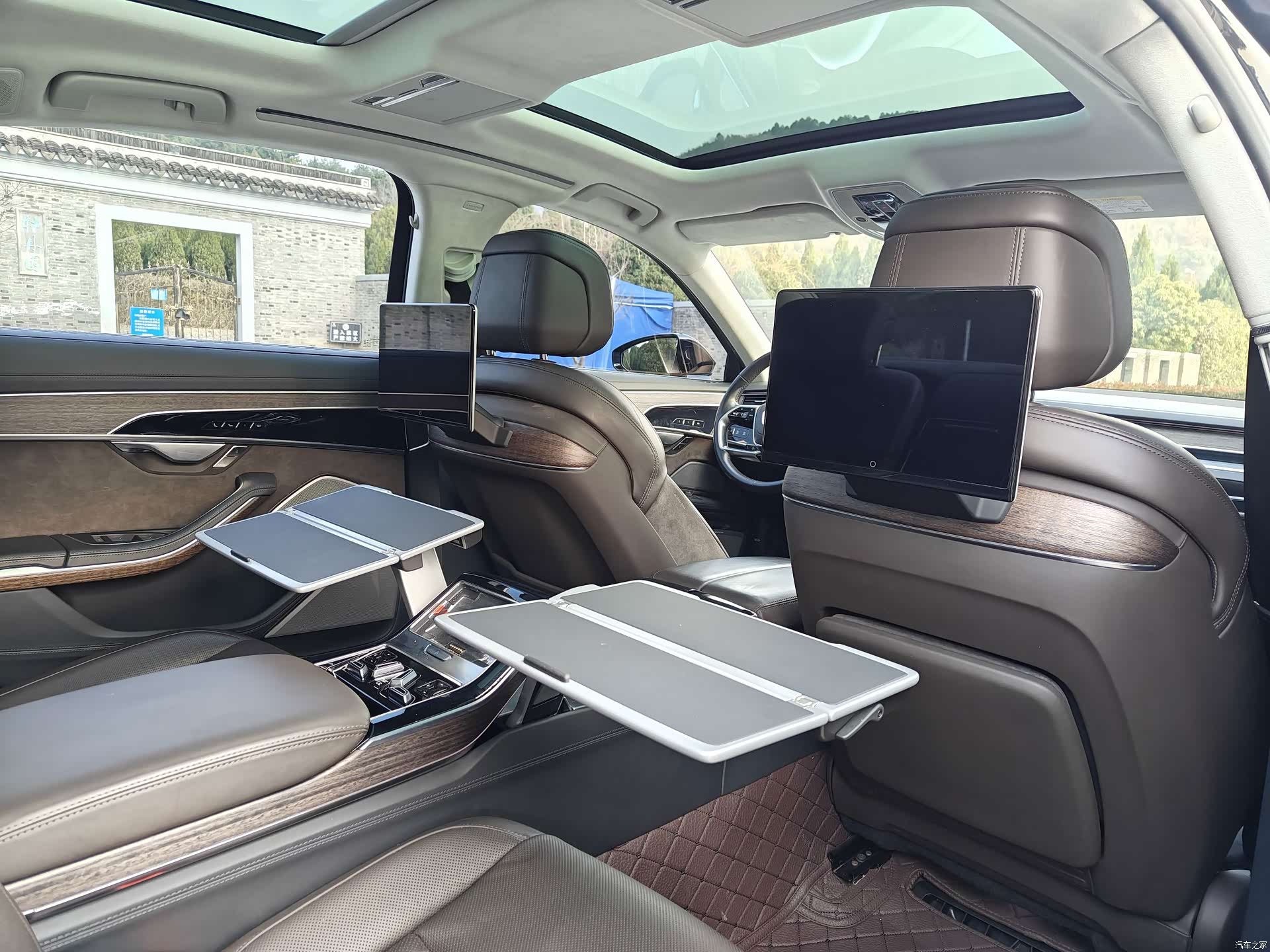Audi A8L, 2021 10