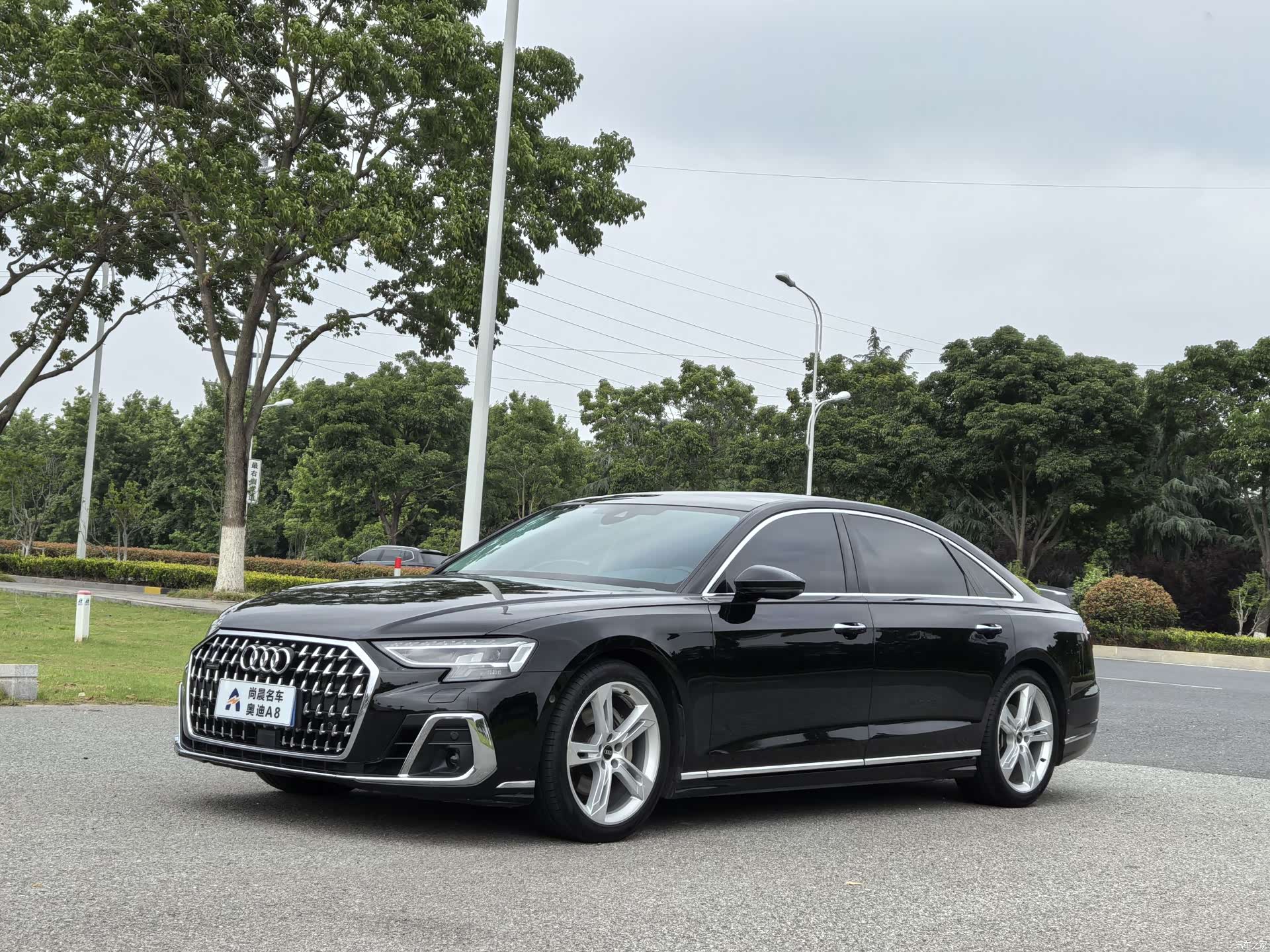 Audi A8L, 2023 1
