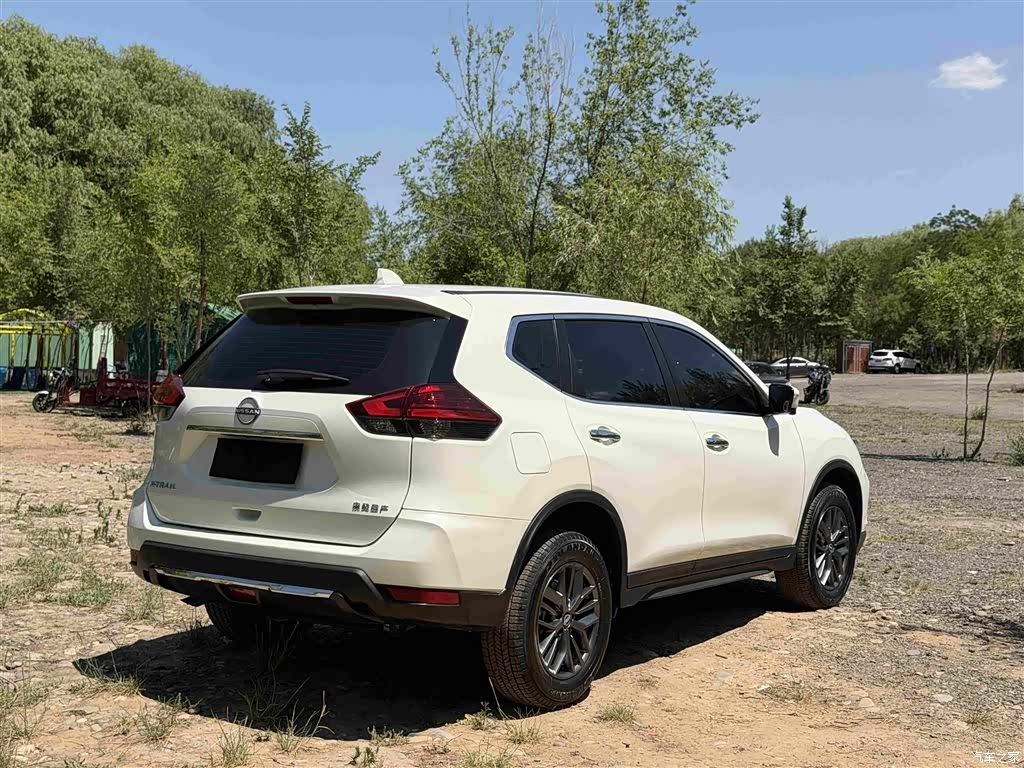 Nissan X-Trail, 2026 4