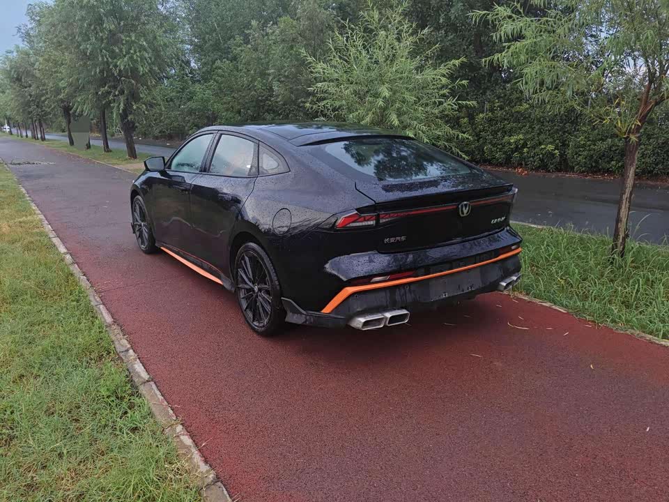 Changan UNI-V