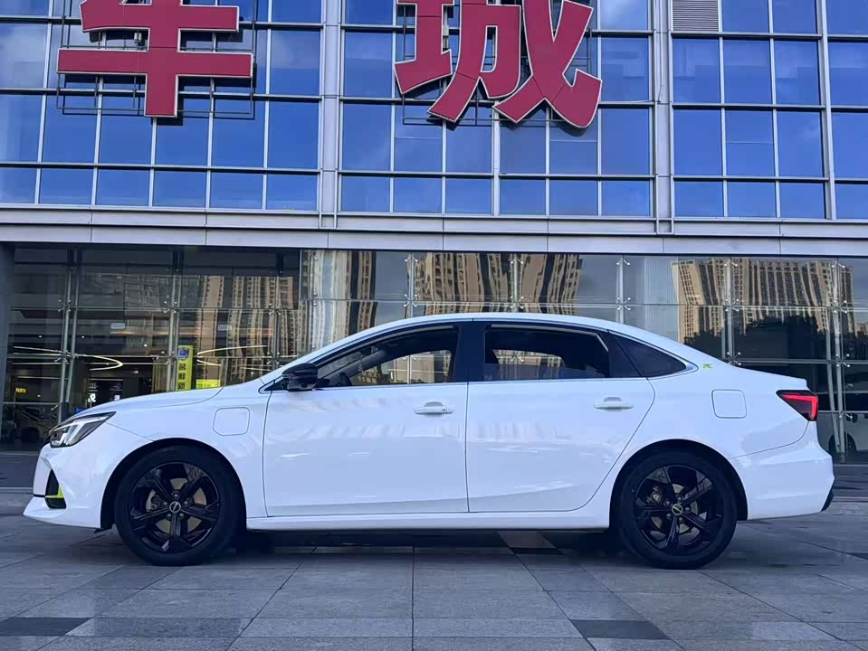 Roewe i6 MAX