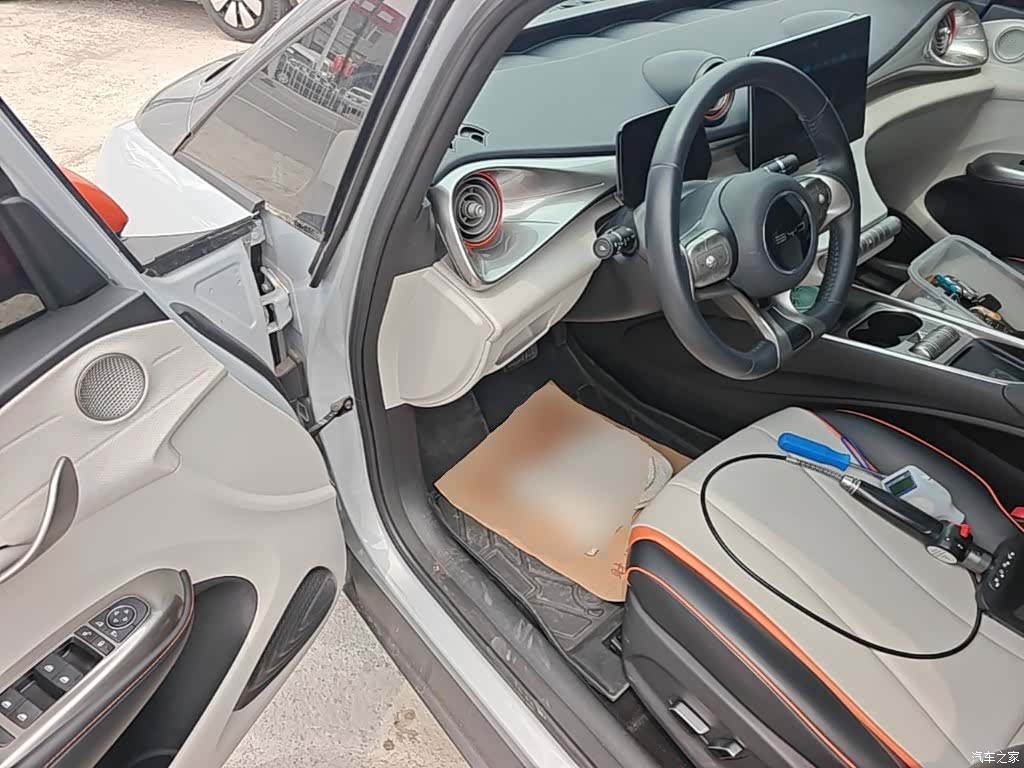 BYD Dolphin, 2022 16