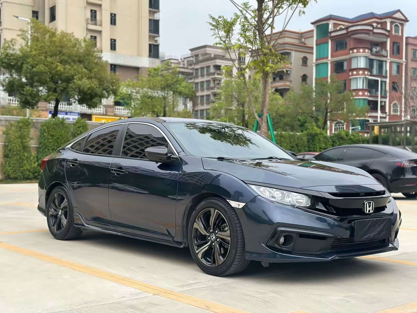 Honda Civic, 2019 3