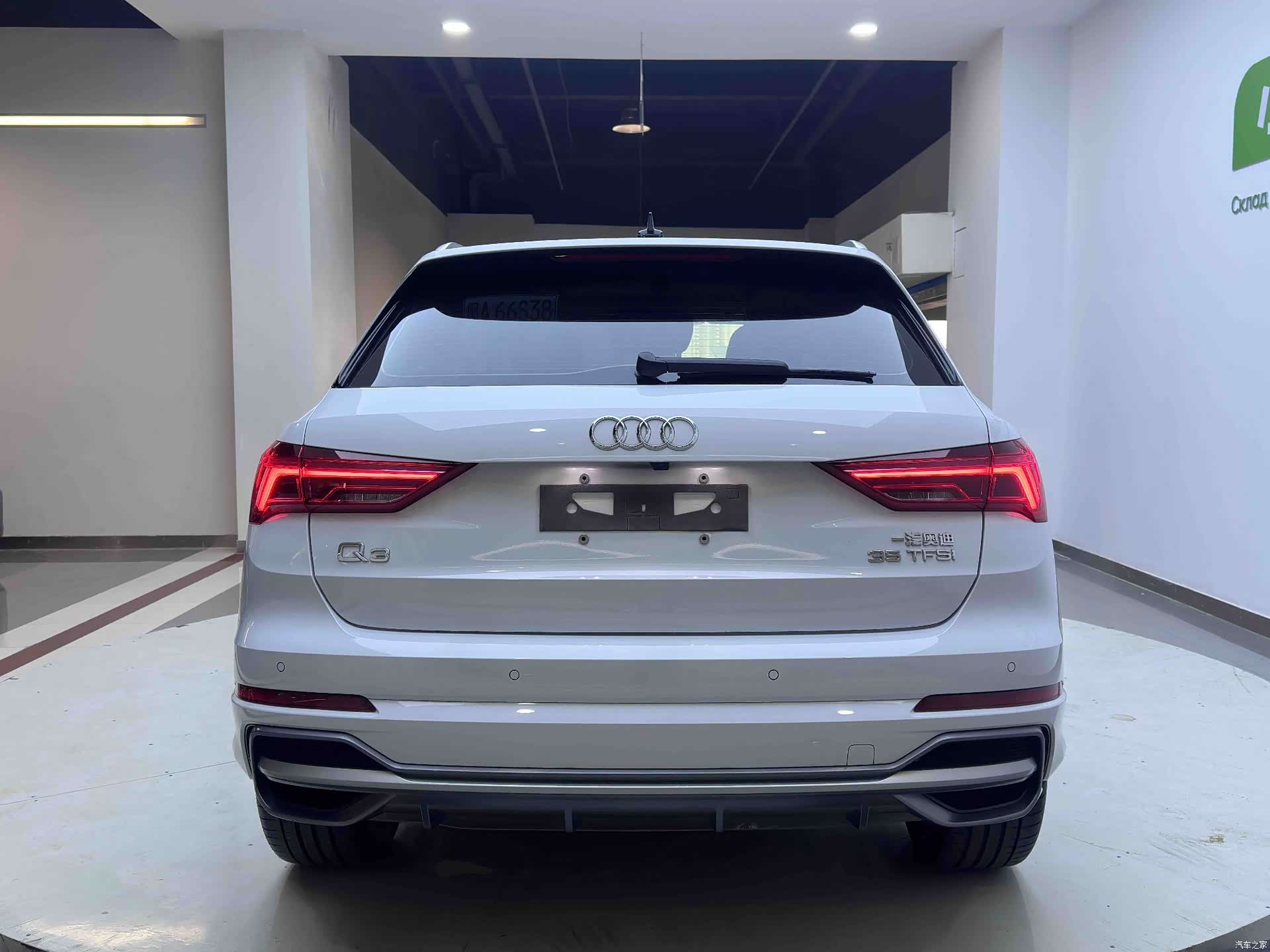Audi Q3, 2022 4